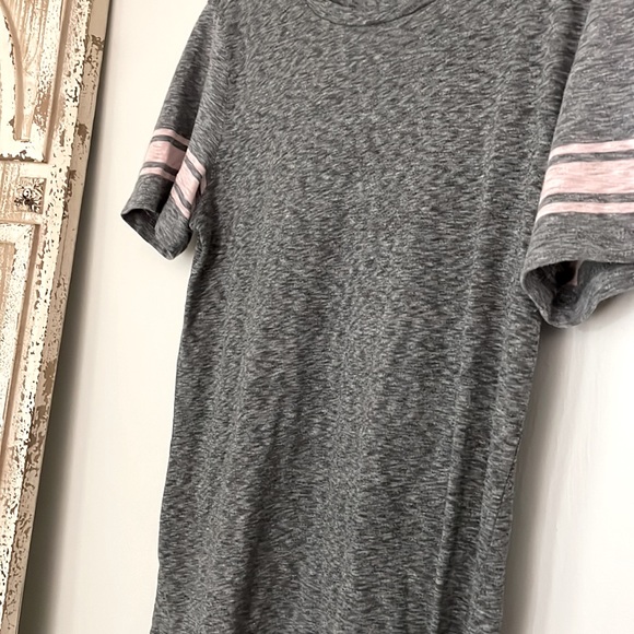 J CREW GRAY STRIPE SLEEVE TEE - Picture 2 of 5